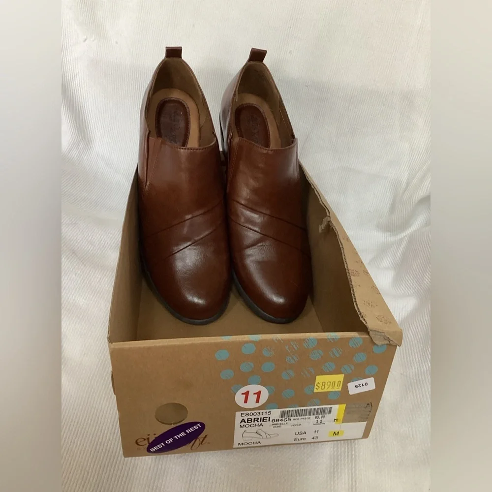 EUROSOFT Abrielle Mocha Slip on Women’s Comfort Shoes . 11 M, euro 43, NIB